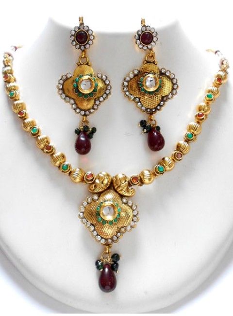 Polki Necklace Set